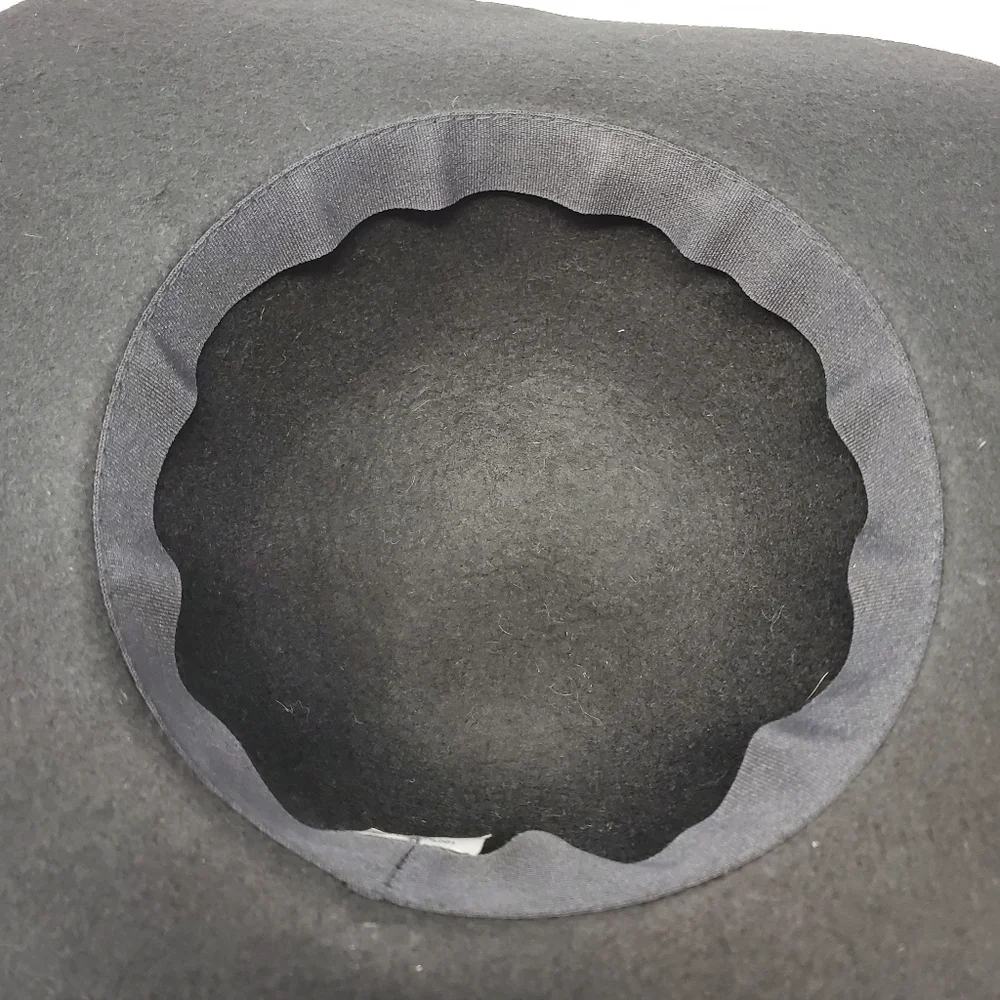 ECOTE URBAN OUTFITTERS 100% WOOL BLACK FLOPPY HAT BRASS STUDDED BAND WOMEN OS